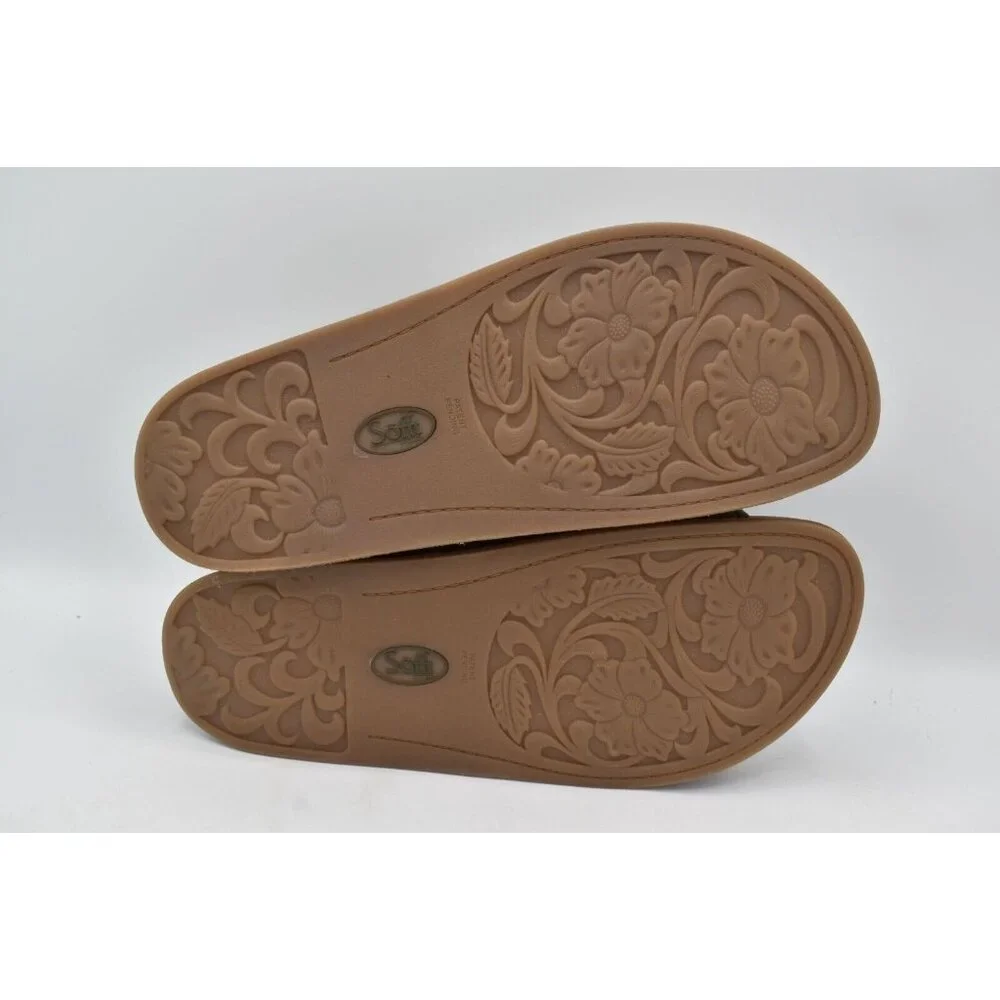 Sofft Womens Size 9.5 Adalia‎ Olive Buckle Croc Embossed Suede Leather Sandals